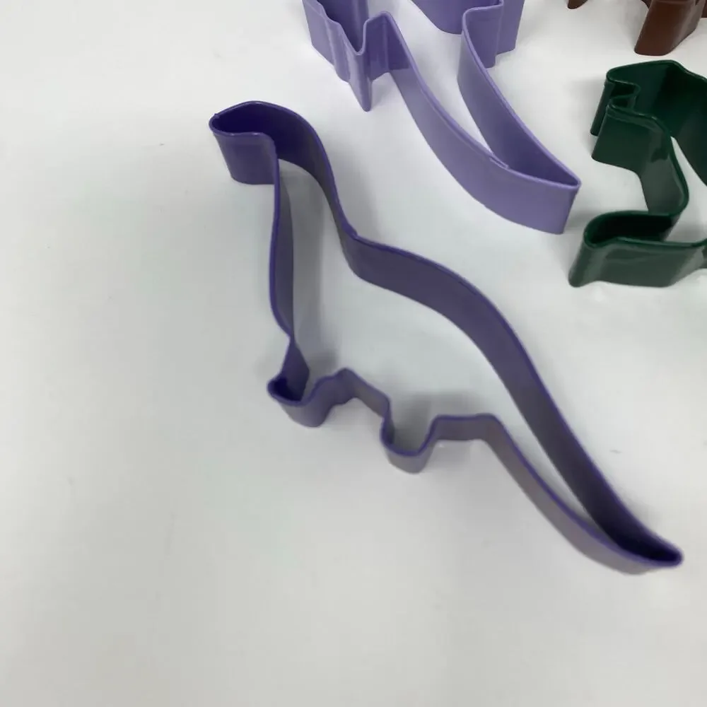 Dinosaur cookie cutters Brontosaurus Velociraptor T-Rex Stegosaurus Triceratops